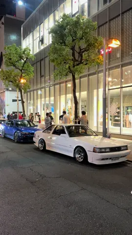 On todays car spotting in Japan I came across this 3 car line up. A Toyota soarer (z10), Nissan Skyline GT-T R34 sedan and a Toyota Celica!  Which jdm would you take home?  #jdm #osaka #nissan #toyotasoarer #celica #jdmcars 