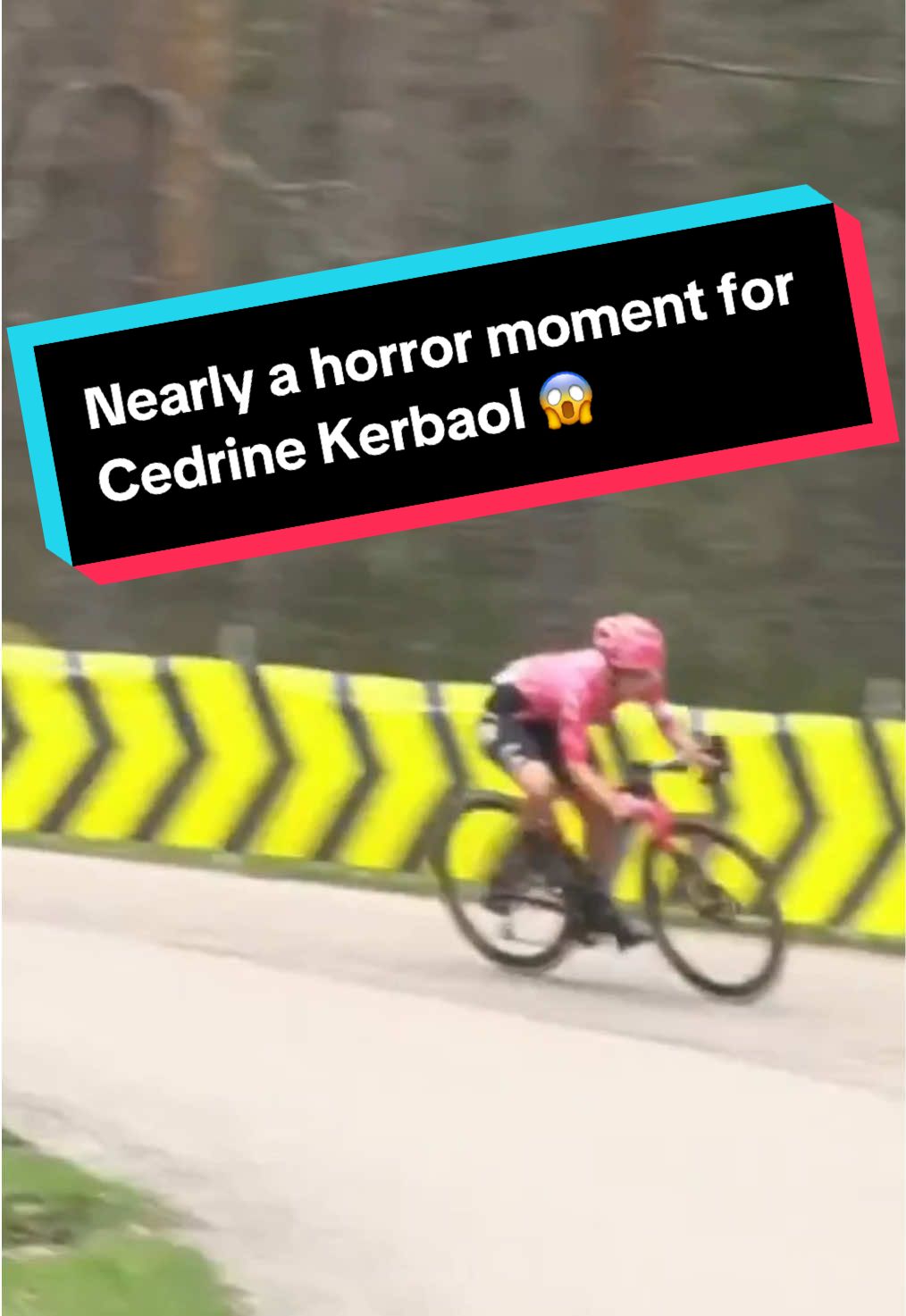 Phew, that was CLOSE 😅 Cédrine Kerbaol runs wide and off the road, but somehow avoids the trees! 😲 #vuelta #fyp #bikes 