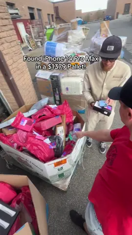 Unbelievable pallet find! We just opened a pallet and found a Samsung phone, an iPhone 14 Pro Max, and many other valuable items — all for just $1379! You can easily get your money back by reselling just 1–2 items. This is the kind of profit potential you get with Liquidation Prime! 📍 1050 Kamato Rd, Mississauga, ON 🌐 https://liquidationprime.ca #liquidationpallets #iphone14promax #resellerlife #palletflip #wholesaledeals #liquidationprime