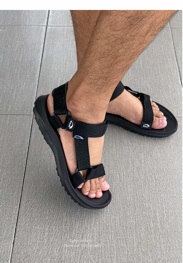 Unisex sandals #outdoorsandals #hikingsandals #sandalsformen #sandalsforwomen #j4m3s #j4m3s_affiliate 