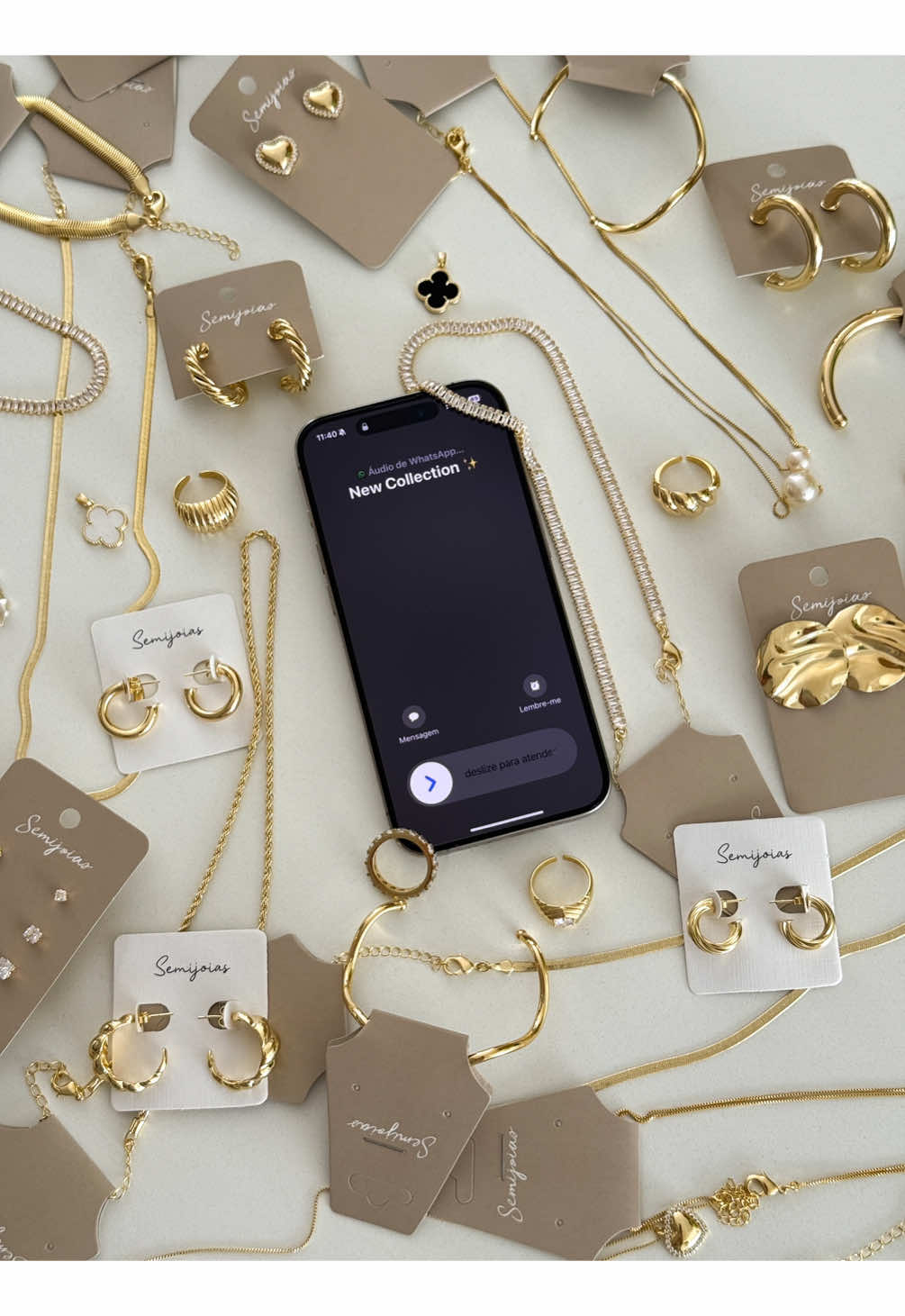 COLEÇÃO NOVA NO SITE! 💝🛍️✨ Vem se presentear ou presentear quem você ama com as nossas semijoias… se você também gosta de peças atemporais, clássicas & modernas, você está no lugar certo! ✨ E você tem 10% de desconto na sua primeira compra 💝 Acesse o nosso site: www.miusesemijoias.com.br . . . #semijoias #colecaonova #lancamento #acessoriosfemininos #modafeminina 