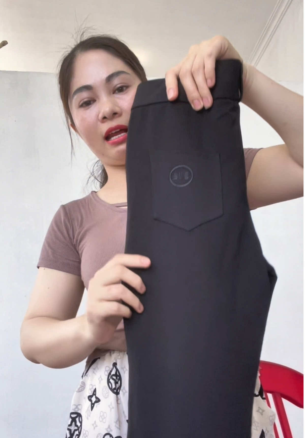 Quần Legging Vải Umi Hàn Co Zãn 4 Chiều Có Khoá #quanleggingnucapcao #quanleggingnu #quanlegging #thoitrangnu #xuhuong 