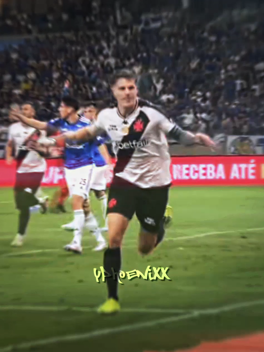 Vegetti merece um time melhor 🏴‍☠️🤧 (quem não seguir é Flamenguista) #edit #crvg #vasco #vegetti 