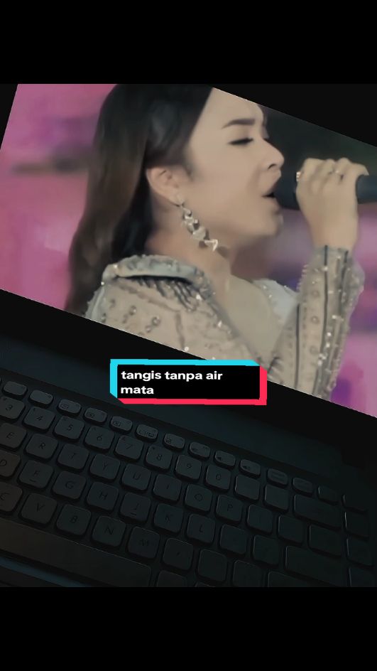 tangis tanpa air mata 🎶 @nctasyaaa #tangistanpaairmata #lirik #overlay #omadella adella #foryou #storytime #branda 