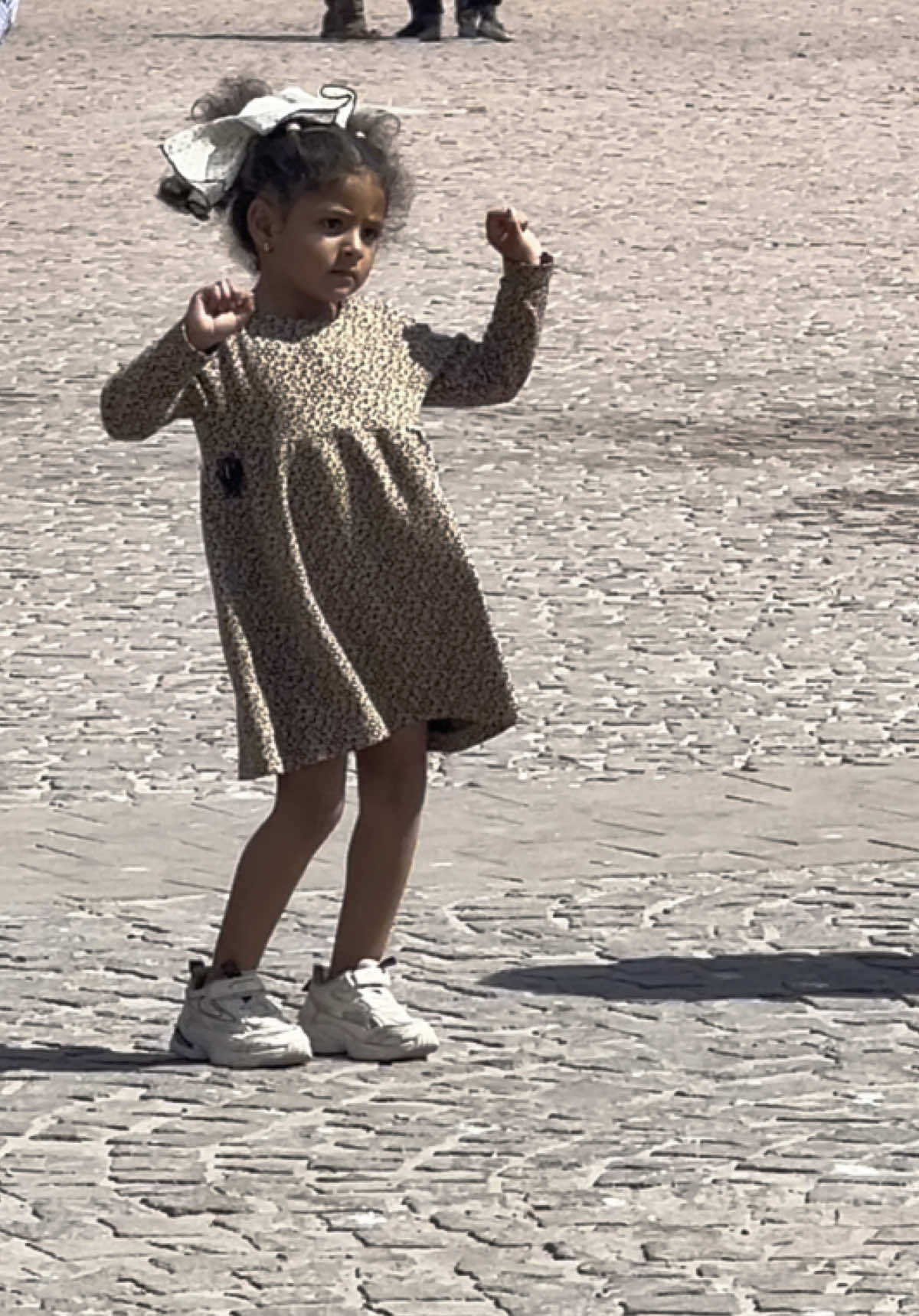 What if I told you… the stars of today’s show were the kids? They danced harder than the adults — under the sun, to the beat, with joy in their eyes. In the most beautiful city in Morocco, our family keeps growing — one smile, one song, one heart at a time. To everyone watching, dancing, or just feeling the vibe — thank you. This is more than music… this is connection. Subscribe, share, and be part of this journey. Live every day | 3:30–5:30 PM | Place Moulay Hassan — DJ Mask Off #KidsLeadTheWay #DJMaskOff #EssaouiraMagic #MoroccoVibes #OneBigFamily #MusicForTheSoul #StreetMusicJoy #SubscribeAndShare #FeelTheEnergy #TogetherWeDance