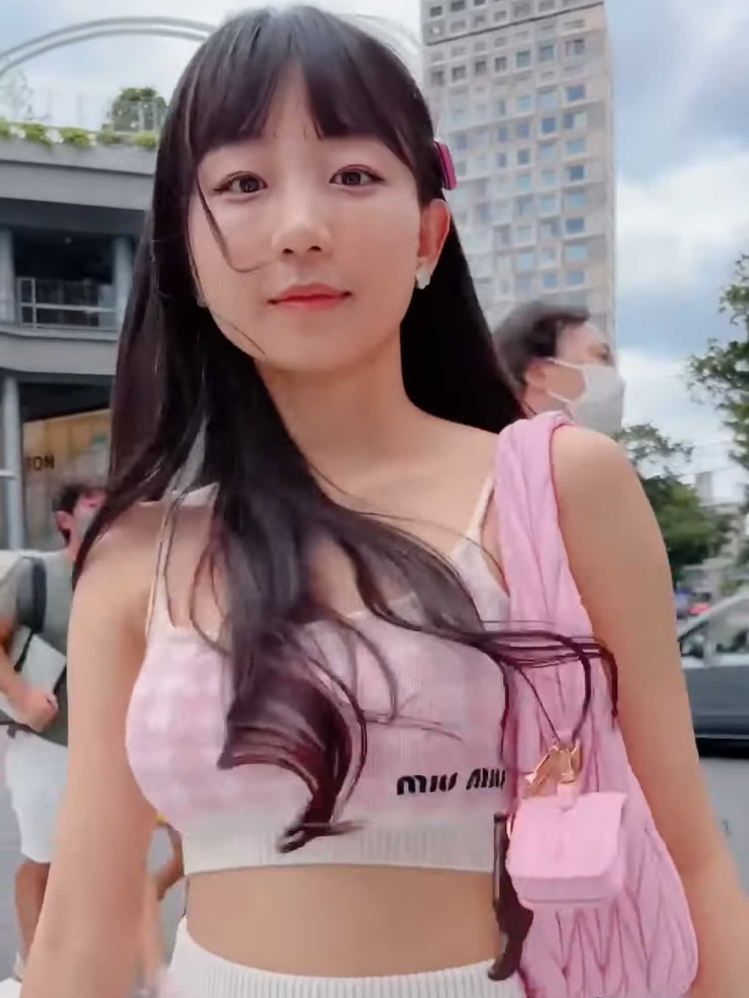 pyoapple in miyashita park 🇯🇵🍡