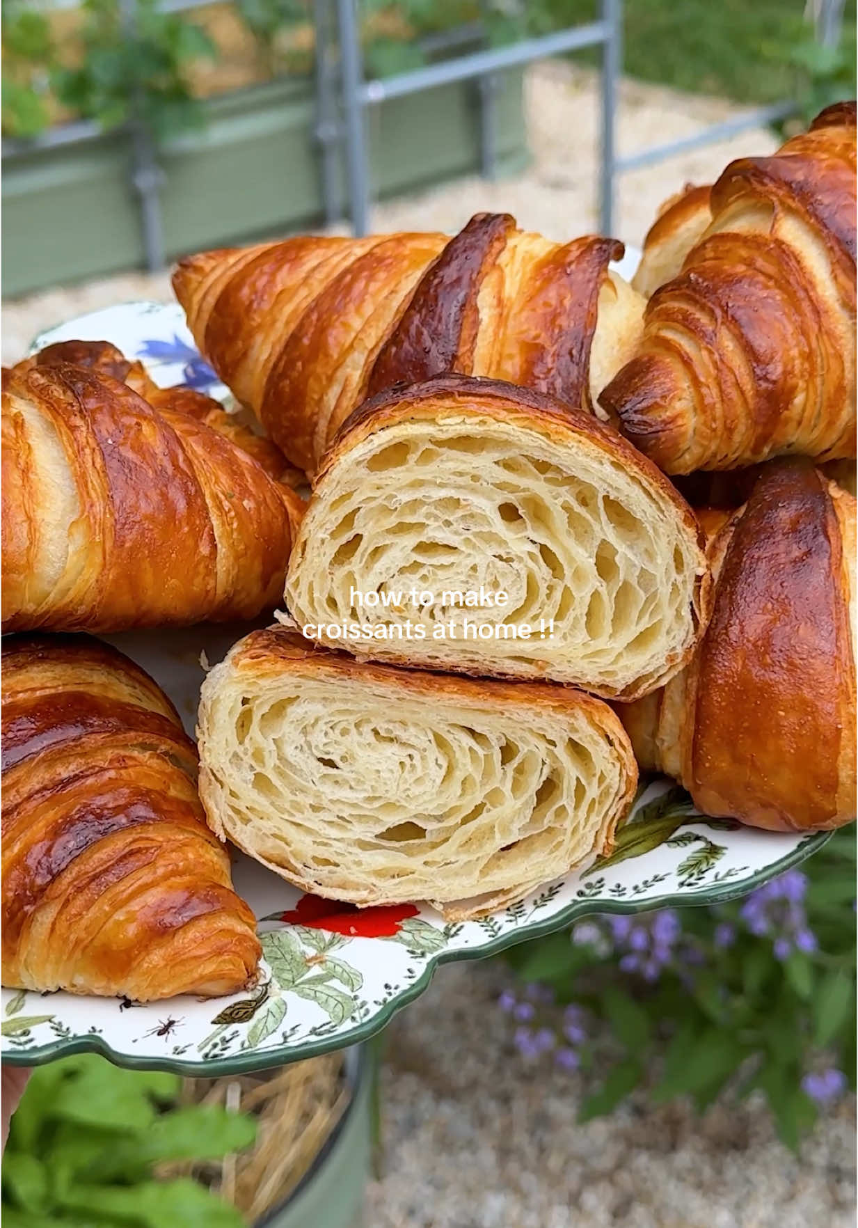 new youtube video is live and it’s all about making croissants from scratch at home !! i started this journey last year but didn’t really get into it until i made a silly new year’s goal to try a new croissant recipe each month and it’s so cool how once you nail down the basics, you can make literally any croissant you want: pain au chocolat, pistachio, ham & gruyère, raspberry… you name it!  youtube linked in my bio!! 😌 . . . #croissant #croissantlover #croissantdough #breadbaking #bakingfromscratch #summerrecipes #summerbaking #tomatogirlsummer