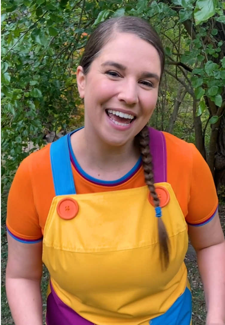 This little song on YT has over 1 BILLIONS views! 🤯 Thanks for watching friends, it’s so wonderful to spread the happy happy happy-ness! 🤗❤️ #happyhappyhappy #supersimplesongs #caitiesclassroom 