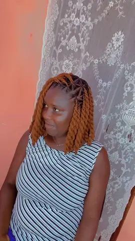 Avec des laines🥰#visibilité #frypppppppppppppp #pourtoi #togolais228🇹🇬❤️ #fyviral #tresses #togolais228🇹🇬 #tressesafricaines #tiktoktogo228🇹🇬🇹🇬🇹🇬ktogo228 #virał #viral_video #frypgシ #locs #vlogtiktok #twists #dreadlockshairstyle #laine #laines