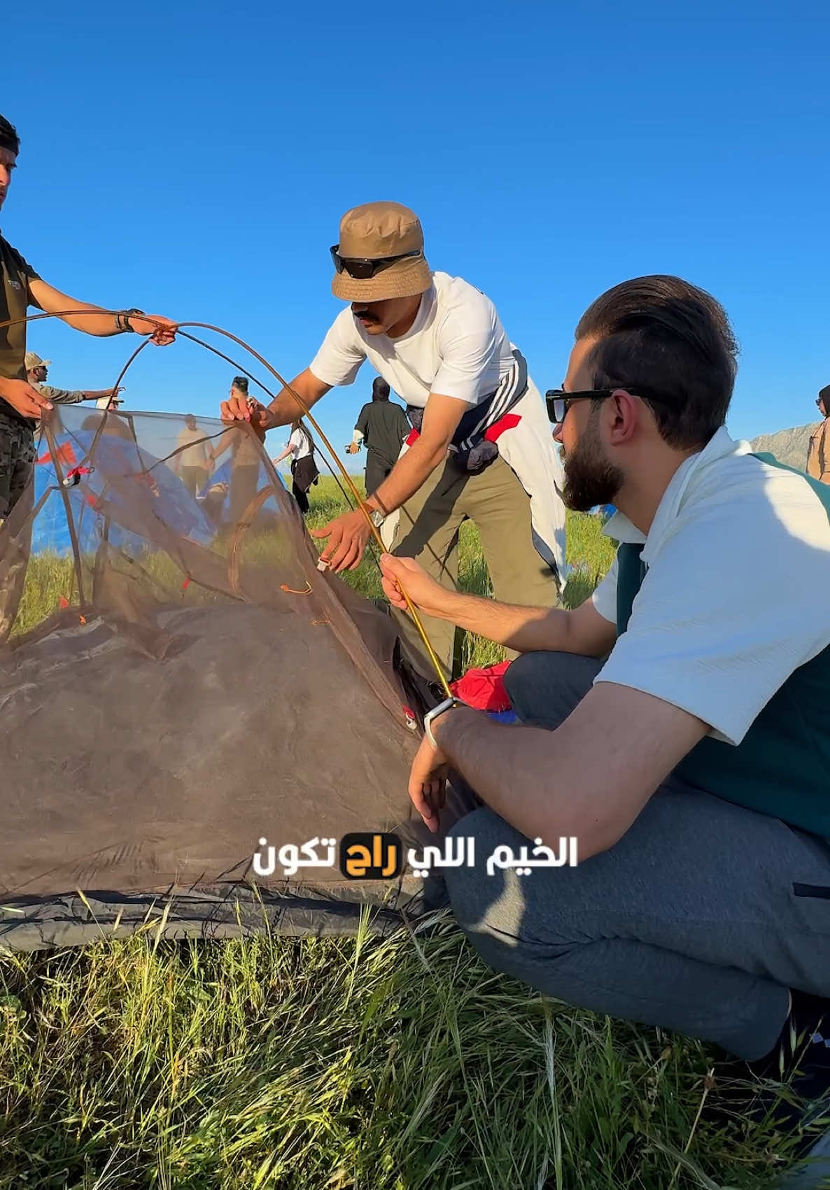 اقوى تحدي ممكن تشوفة..🔥 … لازم ابقة بجزيرة لمدة يومين بدون كهرباء وبدون اضاءة‼️ وبعد يومين كاملات بالجزيرة وكان الاعتماد فقط على التابلت وفاز بالتحدي 😍 …. هم مجربين سابقاً التخييم؟👇 #تخييم #جزيرة #تحدي 