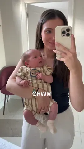 Morning arm workout 😅 taking an extra 5 mins in morning for a better day has definitely made such a difference in this postpartum  #postpartum #newborn #boymom #momtok #youngmom #breastfeeding #grwm #babytiktok @REN Clean Skincare @rhode skin @byoma @makeupbymario @Supergoop 