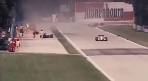 Senna🕊️🕊️ #fy #fyp #ayrtonsenna #sad #rip #flyhigh #missed #f1 #motosport #crash #formula1 #follow