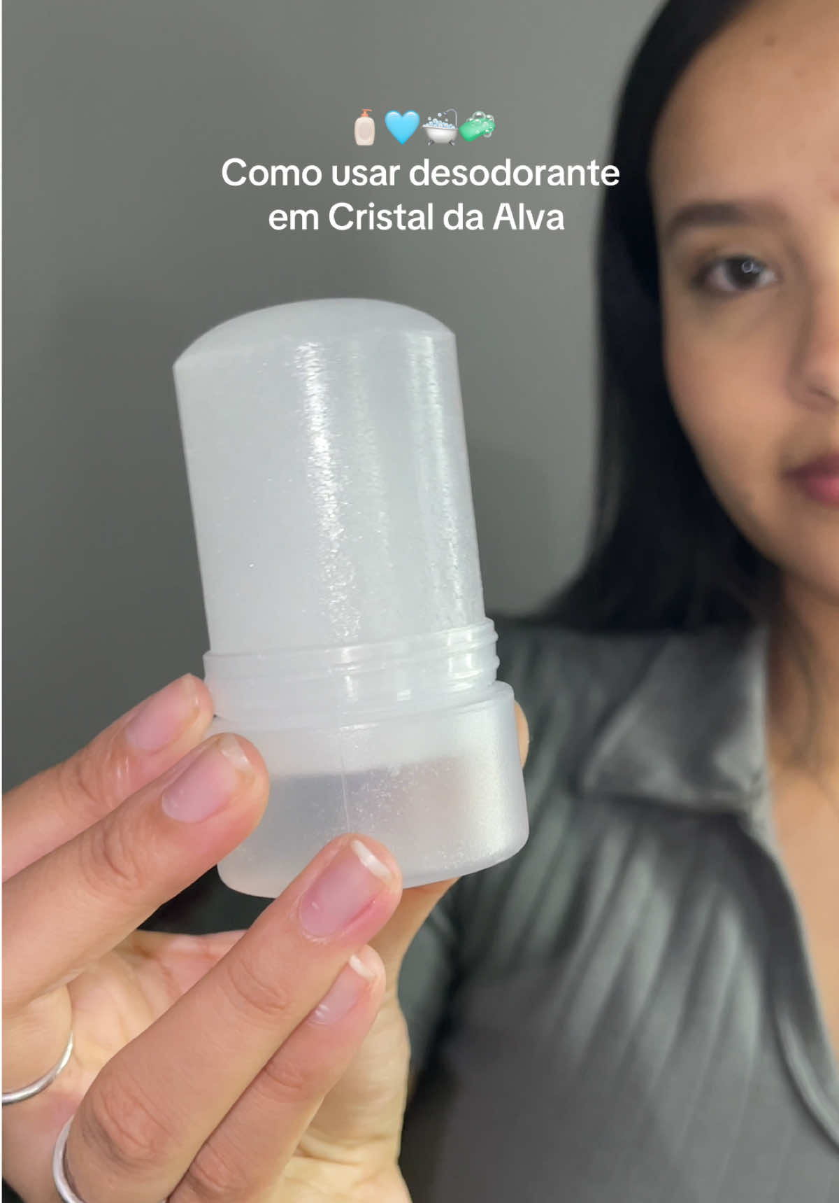 Como usar o Desodorante em Cristal da Alva 🧴💗   #produtosdebeleza #dicasdebeleza #desodorante #axilas #alva #clarearaxilas #cuidadoscomapele  *publi