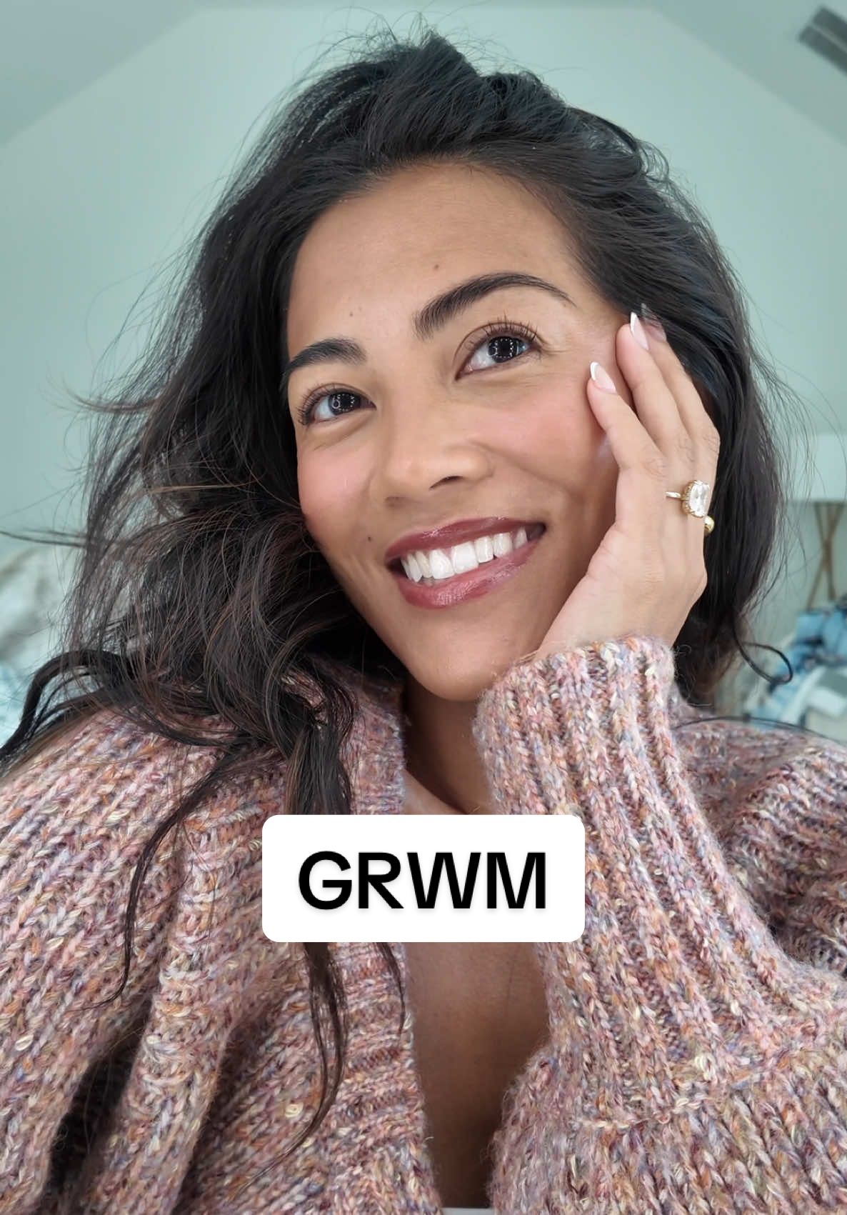 HELLO MY FRIENDS! 🌟Let’s get ready <3 Products used: @Saie glowy super gel (starglow) @Hourglass Cosmetics veil skin tint (10) @Versed Skin mood lighting glow drops @Kosas revealer super creamy + brightening concealer (5.8N) @NYX Professional Makeup thick it stick it brow mascara (espresso) @Rare Beauty liquid contour (serene) @Glow Recipe watermelon glow flush @patrick ta blush (she’s flushed) @hourglass ambient snake palette @innae beauty waterproof mascara Rare Beauty lip oil (delight) saie lip liner (twist) #grwm #easymakeup #fypシ #viral #favorites #filipinomakeup #aestheticvibes #getreadywithme #trending 
