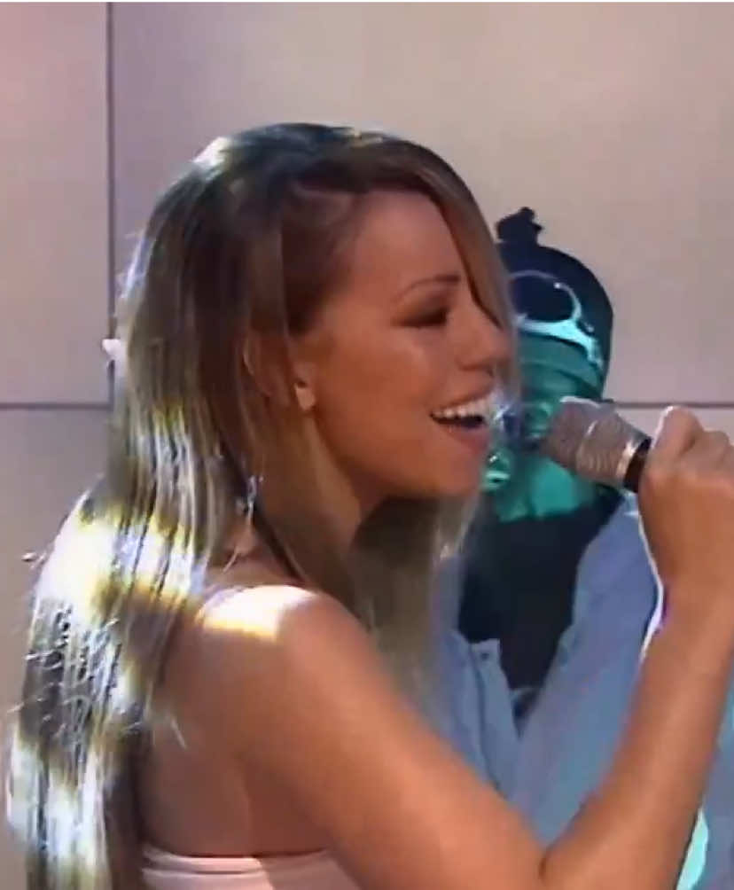 Mariah Carey performing “Honey” on Top Of the Pops (1997) ⋆ ˙⟡ #mariahcarey #90s #foryoupage #90smusic #90sthrowback #popculture #fyp #couturefeedz 