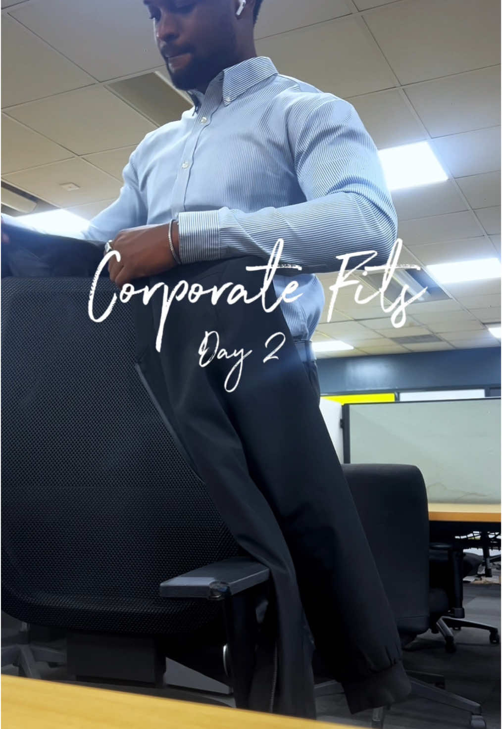 What I wore to work 😉💼 #corporatefits #officeootd #menfashion #outfitinspo #Vlog #aesthetic #fyp #Lifestyle #health #inspo #corporate #smartwear #OOTD