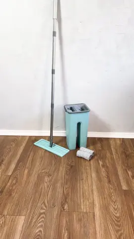 Flat Mop 2 Refis Esfregão Com Balde Rodo Mágico Lava Seca Tira Pó envio imediato Com seu grande poder de absorção, graças ao seu refil de microfibras que absorve a água e a sujeira muito mais rápido e como muito mais facilidade . Link:https://shopee.com.br/Flat-Mop-2-Refis-Esfreg%C3%A3o-Com-Balde-Rodo-M%C3%A1gico-Lava-Seca-Tira-P%C3%B3-i.1331724492.23193880184 #mopflat  #mop #limpezacasa #2refil