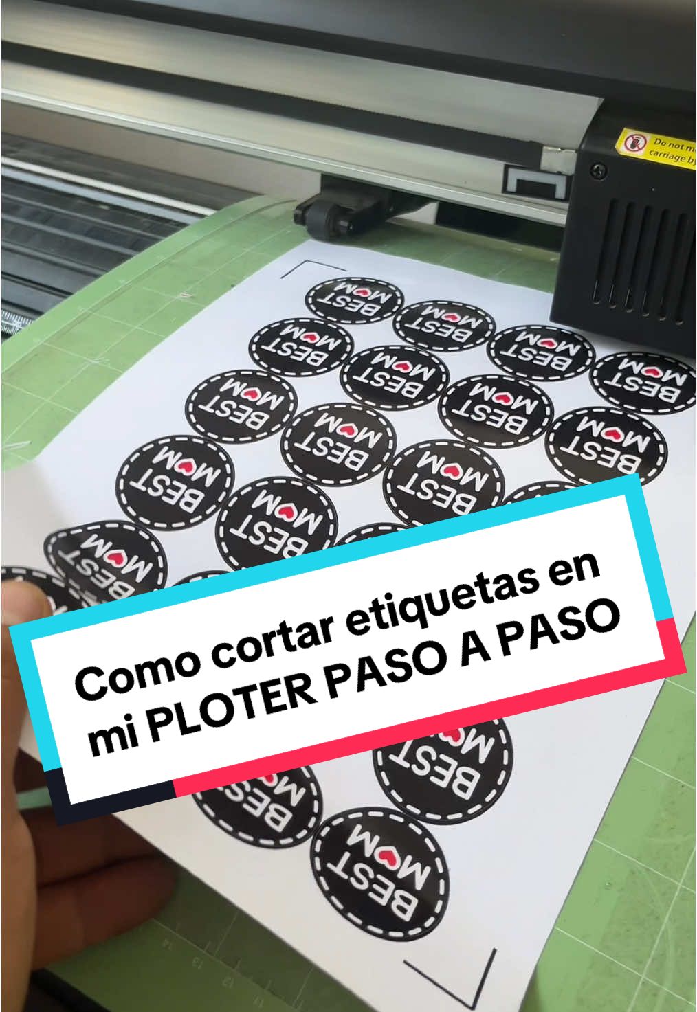 Como Cortar eriquetas en mi ploter  paso a paso #corte #papelfotografico #diseño #etiquetas 
