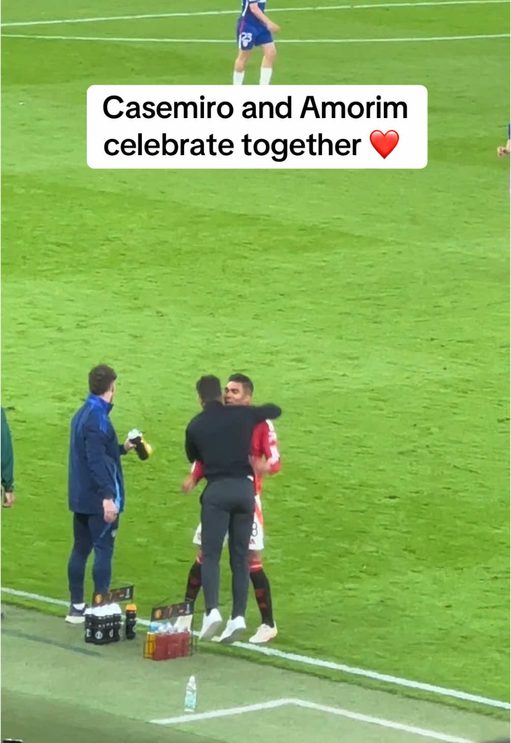 Casemiro and Amorim celebrate together.  #mufc #manutd #oldtrafford #casemiro #bilbao #amorim 