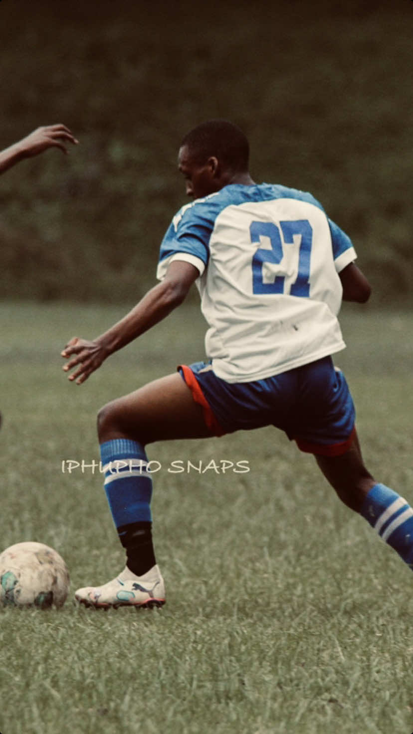 #sama28 #football #youngster #aura #10 #grosvenorboyshigh #nemzzz #supersportschools  🪁🙂‍↔️