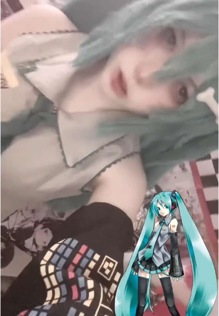 #hatsunemiku #miku #mikuhatsune #hatsunemikucosplay #cosplayvocaloid #cosplay #cosplayvocaloidmiku #mikucosplay #vocaloidhatsunemiku #vocaloidhatsunemikucosplay #fyp #zyxcba #xybca #fyppppppppppppppppppppppp 
