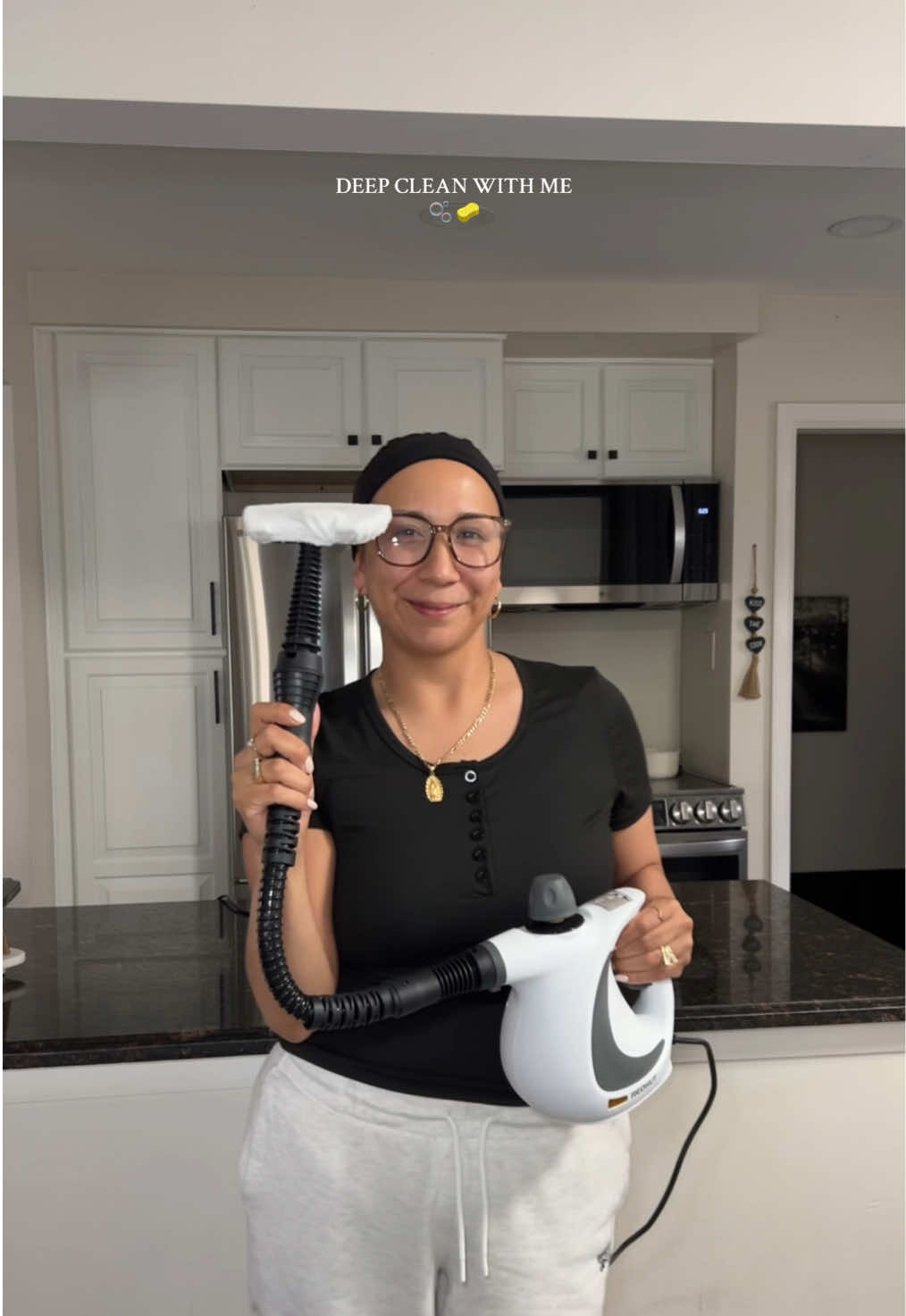 POV: Just a Señora with her new cleaning toy 🤭 #cleaningmotivation #cleaning #clean #cleaningtiktok #CleanTok #cleantiktok #cleanwithme #cleaninghacks #cleanhouse #cleanhome #tiktokshopfinds 