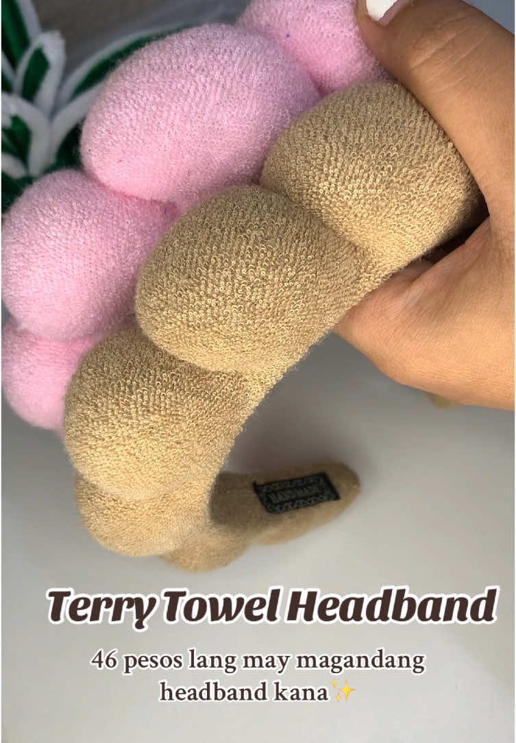 46 pesos lang yan kaya ano pa hinihintay mo? Check out na!#headband #spaheadband #headbandforwomen #headbandforgirls #terrytowelhairband 