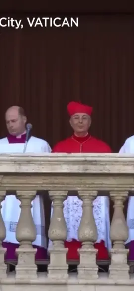 Your Starting Center of the Chicago Catholic Church #pope 