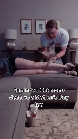 Happy Mother’s Day to all the pet parents 🤗😬 #onthisday #cats #catmom #mothersday #catowners #catslovers 