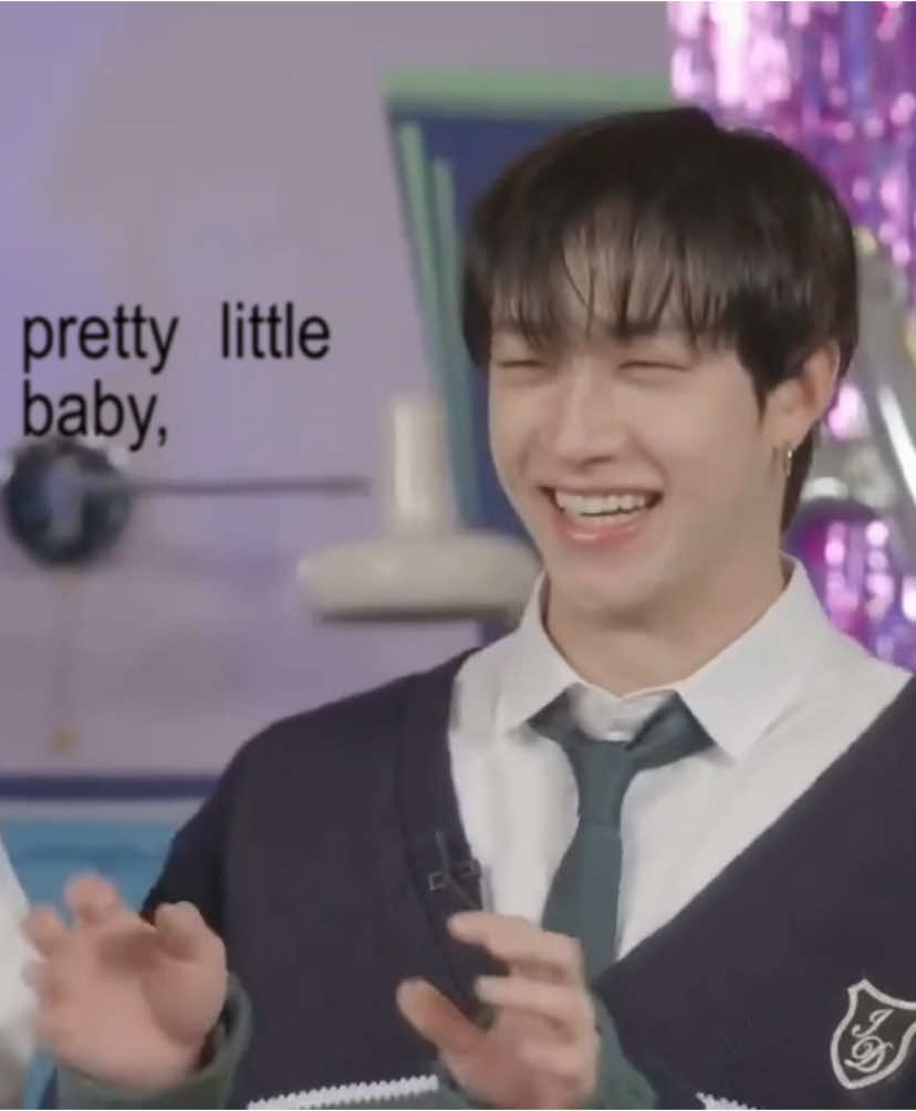 #bangchan | THIS TREND SO CUTE  | #straykids #stay #skz #straykidsallaroundtheworld #dontletthisflop #mutuals #moots? #chan #bahng #channie #viralvideo #fupシ #CapCut #youmakestraykidsstay #follow #edit #felixstraykids #popular #CapCut @L҈q҈y҈l҈a҈ @Stray Kids 