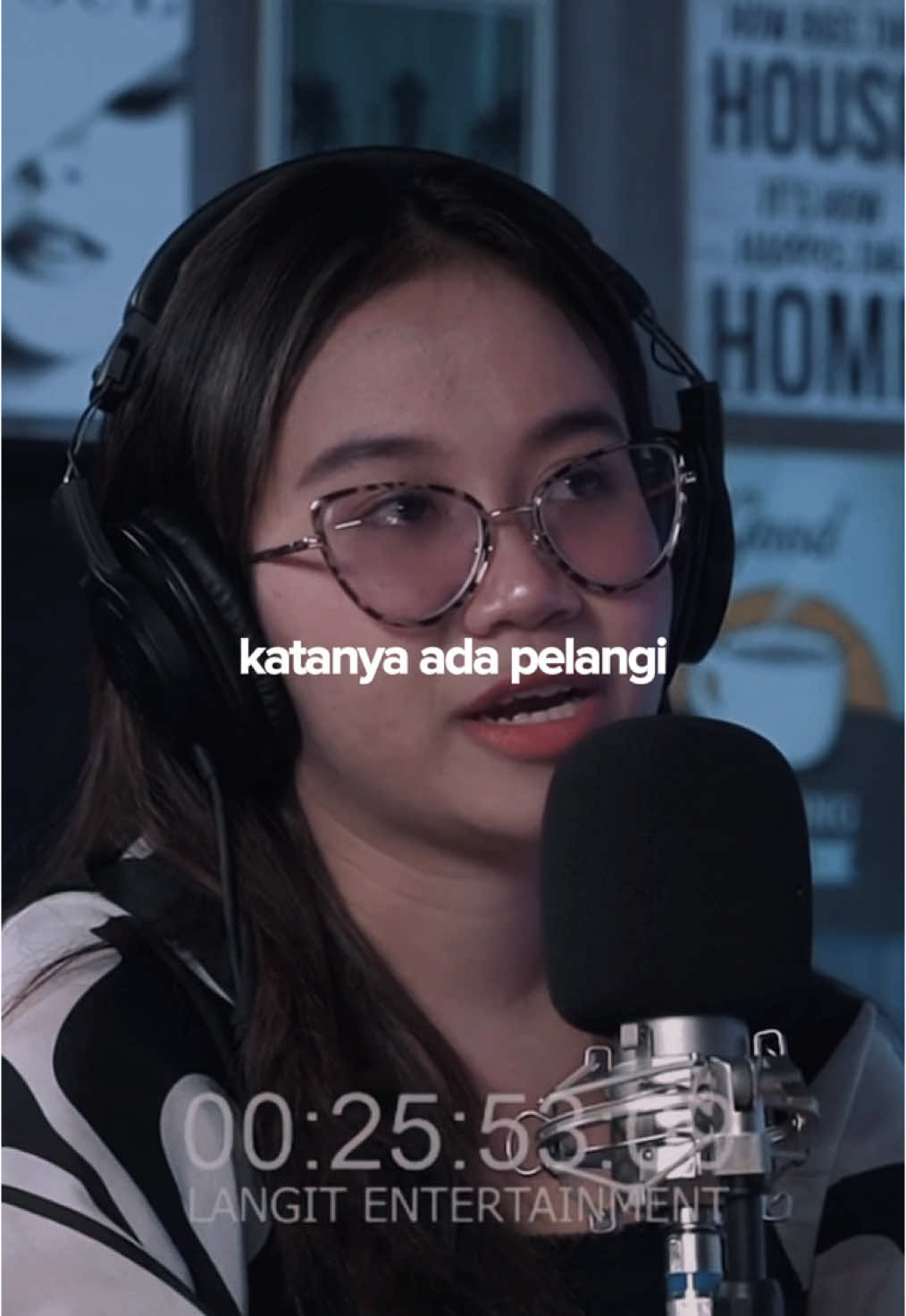 Kembalikan lagi senyumku #CapCut #fyp #trend #kembalikanlagisenyumku #templatecapcut #liriklagu 