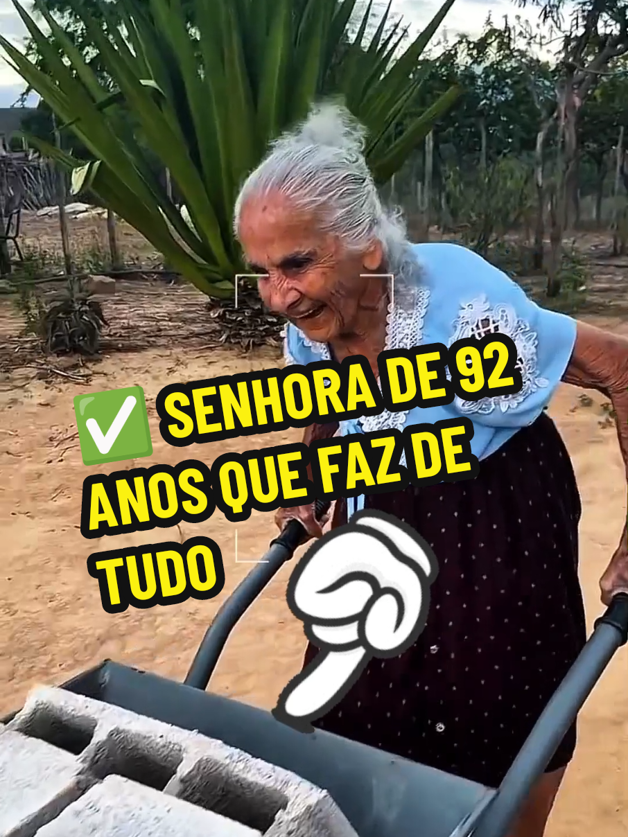 ✅ SENHORA DE 92 ANOS QUE FAZ DE TUDO | Curiosidades Incríveis. ==========\\========== ✅ CRÉDITOS DO VÍDEO: @_vardinha90 ==========\\========== #curiosidades  #curioso  #viralvideo  #viralshorts  #viralreels 