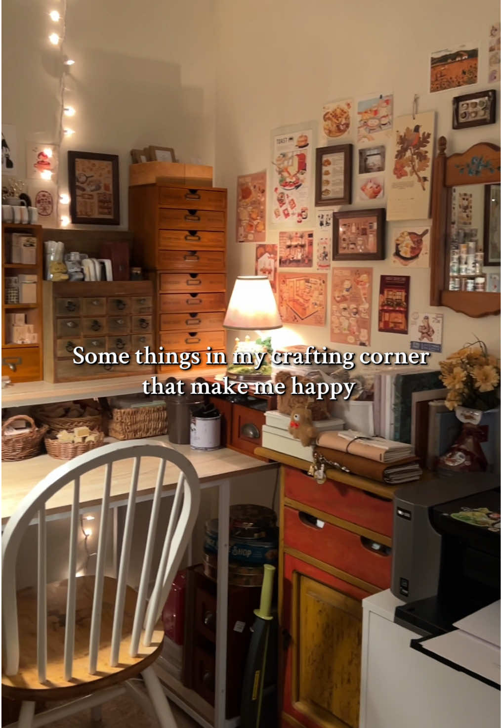 Just some things in my crafting corner that make me happy 🥹 I’d love to do an in depth tour of this some day! ✨ #art #artistoftiktok #artist #explore #journaling #journal #craft #crafting #journalwithme #artvlog 