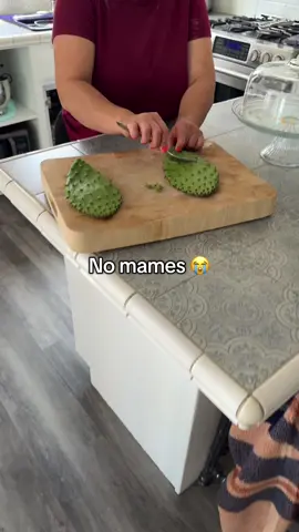 This cactus peeler is amazing #peeler #catus #peel #tiktokmademebuyit #fyp #viral 