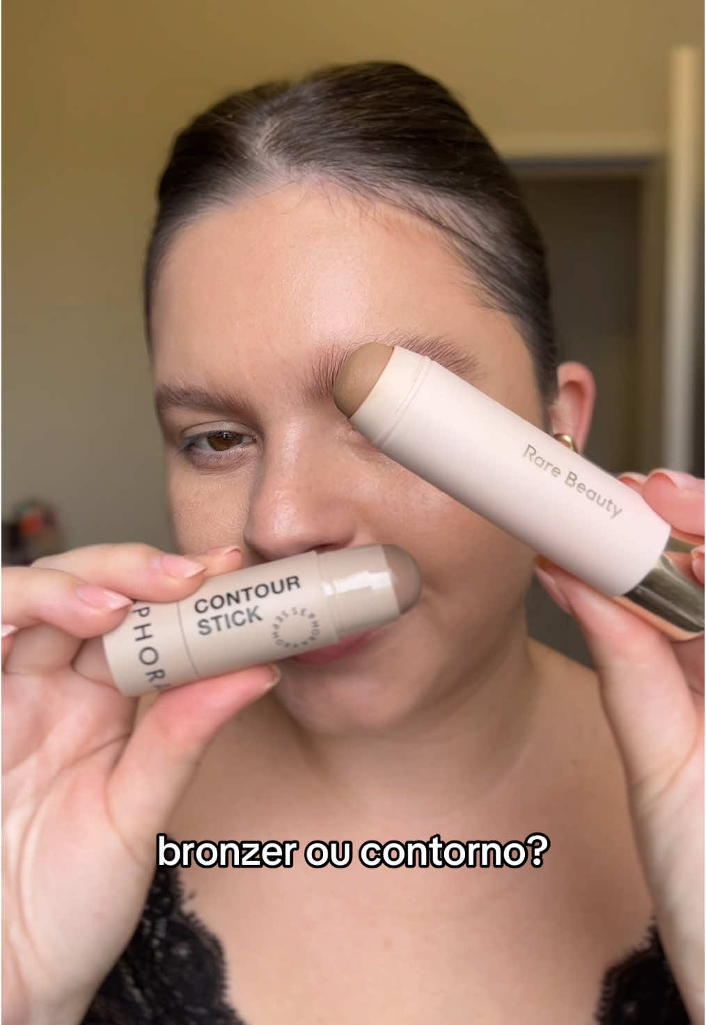 Você é de qual time amiga: bronzer ou contorno? #makeup #make #maquiagemtiktok #contorno #bronzer #stick #dicasdebeleza #dicasdemaquiagem #fyy #fyp #fouryou #sephora #sephoracollection #rarebeauty @Sephora Brasil @Rare Beauty 