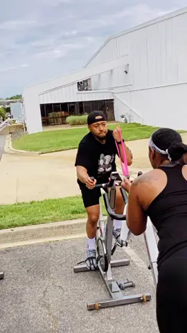 We BAND together 🔥 #DMV #IndoorCycling #cardio #spinclass #Fitness 