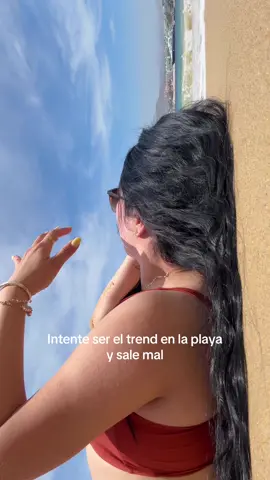 Casi me aogo sola y pierdo el cell🤣 #beachfail #playa #trending #viral 