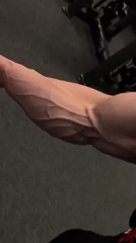 بغيت تمرن عضلات يدك؟ مسكة اليد من دراكر القابلة للتعديل تخليك تزيد في قوتك بكل سهولة!