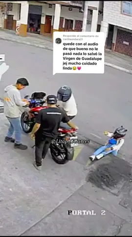 Respuesta a @carlitaendara21 Aquí está, lo que me pidan mis seguidores es deuda jaja 🫶 😅 #GenesisLaBiker🏍️ #bikersgirls #bikers #humorbiker #humortiktok #rosadeguadalupe  #paratiiiiiiiiiiiiiiiiiiiiiiiiiiiiiii  #motos #bajaj #ns200 #viral #fyp #amigos 