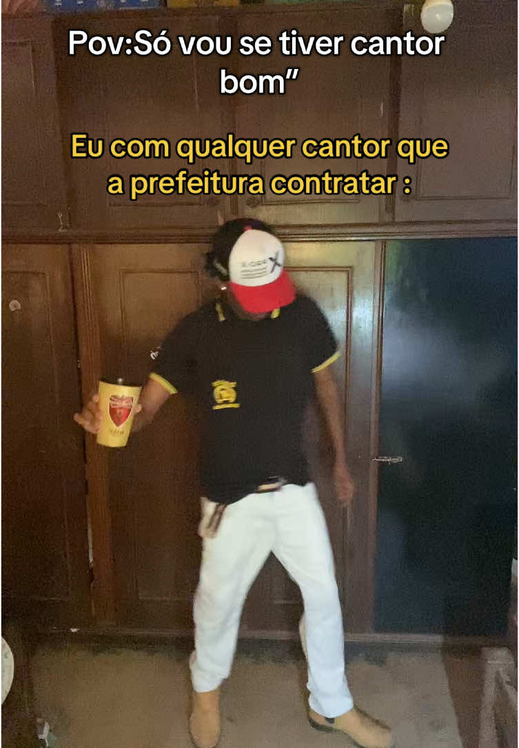 Negócio é o movimento kkkk🕺🔥😅😅 #dança #forró #forrozeiros #piseiro #fouryou #fypシ゚ #fouryou #fyyyyyyyyyyyyyyyy 