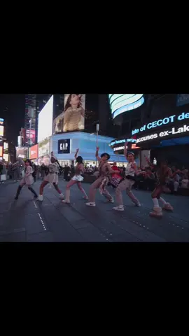 A little snippet @KATSEYE @Harmonyc Movement   #gnarlykatseye #katseye #kpopdancecover @Josh @Loreee @Bry 