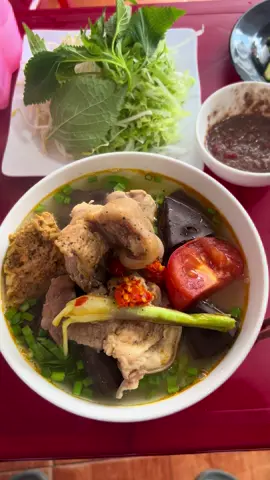 Mọi người ăn sáng gì chưa?#xuhuong #xuhuongtiktok #mientayquetoi🌴🌴🌴🌴🌴 #annhau #capcut #monngonmoingay #yeubepnghiennha #xuhuongtiktok #vemientay #buasang #buoisangvuive♥️ #buoisangvuive #yeubep #tinhcam #giadinh #bunrieu #giaitri 