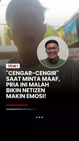 Ban Mobil Dikempesi Karena Parkir Sembarangan di Depan Tempat Usaha Salon, Pemilik Mobil Marah-Marah dan Berujung Minta Maaf, Tapi Video Permintaan Maaf di Sorot Netizen Karena Dinilai Tidak Tulus. Pria tersebut marah setelah ban mobilnya dikempesi oleh pemilik salon karena dianggap menutup akses usaha.  Meski masalah telah diselesaikan secara kekeluargaan dan disaksikan warga, ekspresi pria dalam video klarifikasi justru memancing reaksi warganet. “Klarifikasi nyengir-nyengir, dasar anak mami,” tulis akun @user2966****. “Kaya nggak ada rasa bermasalah sama sekali,” tambah akun @omahi****. Netizen menilai klarifikasi tersebut tak menunjukkan rasa bersalah dan terkesan tidak tulus. --- #Radarpena #Radarpenanews #VideoKlarifikasi #CengarCengir #ParkirSembarangan #ViralTikTok #SalonViral #NetizenGeram #PermintaanMaaf #BeritaViral #VideoViral 