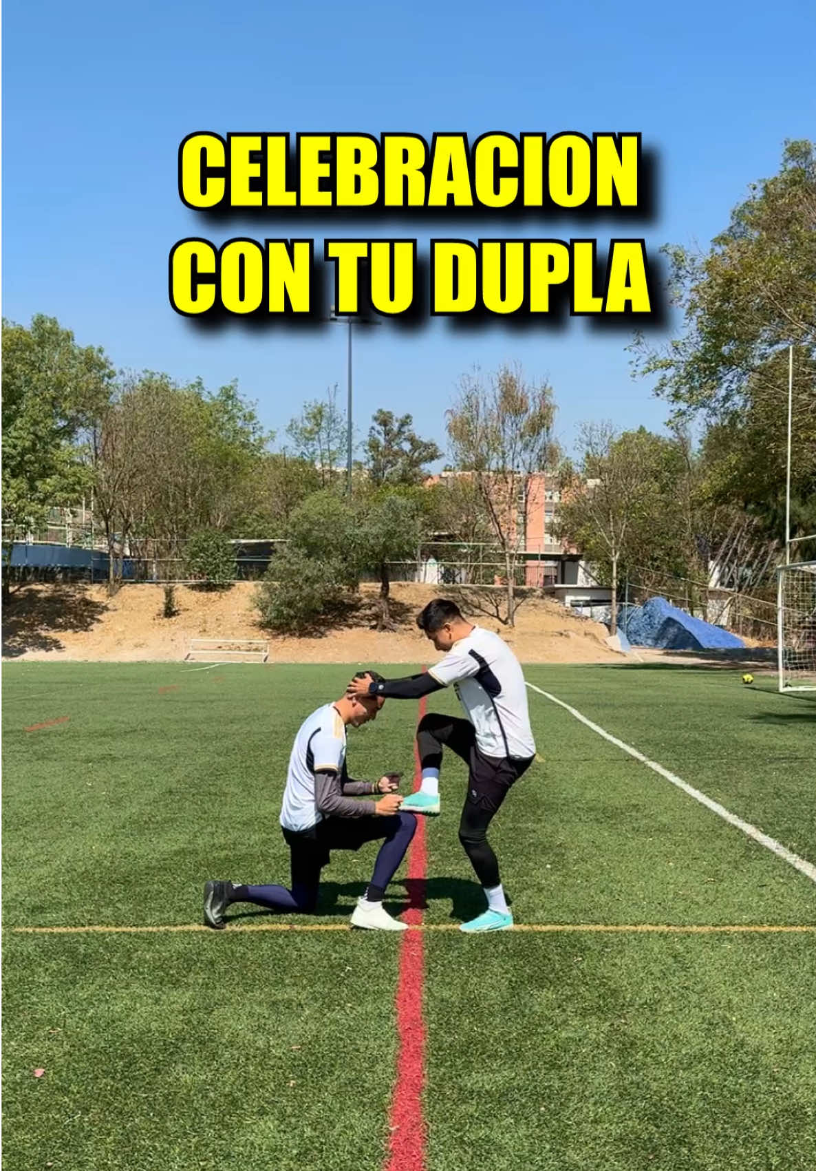Ya sabes que hacer con tu dupla 😂⚽️ #TikTokDeportes #futbolmexicano #soccertiktok #celebraelfut #futbol⚽️ 