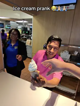 Ice cream prank 😭🙏🏼#icecream #prankvideo #fypシ #foryoupage #parati 