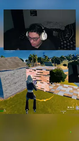 DEJA AHI PEEE PTMR🤣🤣🤣  @lilaelchef #fortnite #fortniteclips #lacrew #kingz #kickperu💚 #fyp #reaccion #paratii #peru🇵🇪 #clips #viral_video #kick #twitch #streamer
