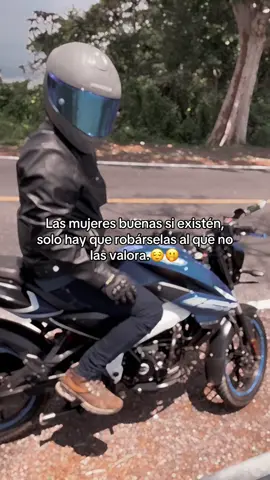 Yo te voy a robar 😏😅#paratii #mujeres #buenas #existen#enprivado #musica #videoviral #fyp #motos #chicobiker❤🏍💥 #biker #bikerlife #bikerlove #bikertiktok #sigueme_y_te_sigo #sigueme_para_mas_videos_asi #comparte #tik_tok #hazloviral 