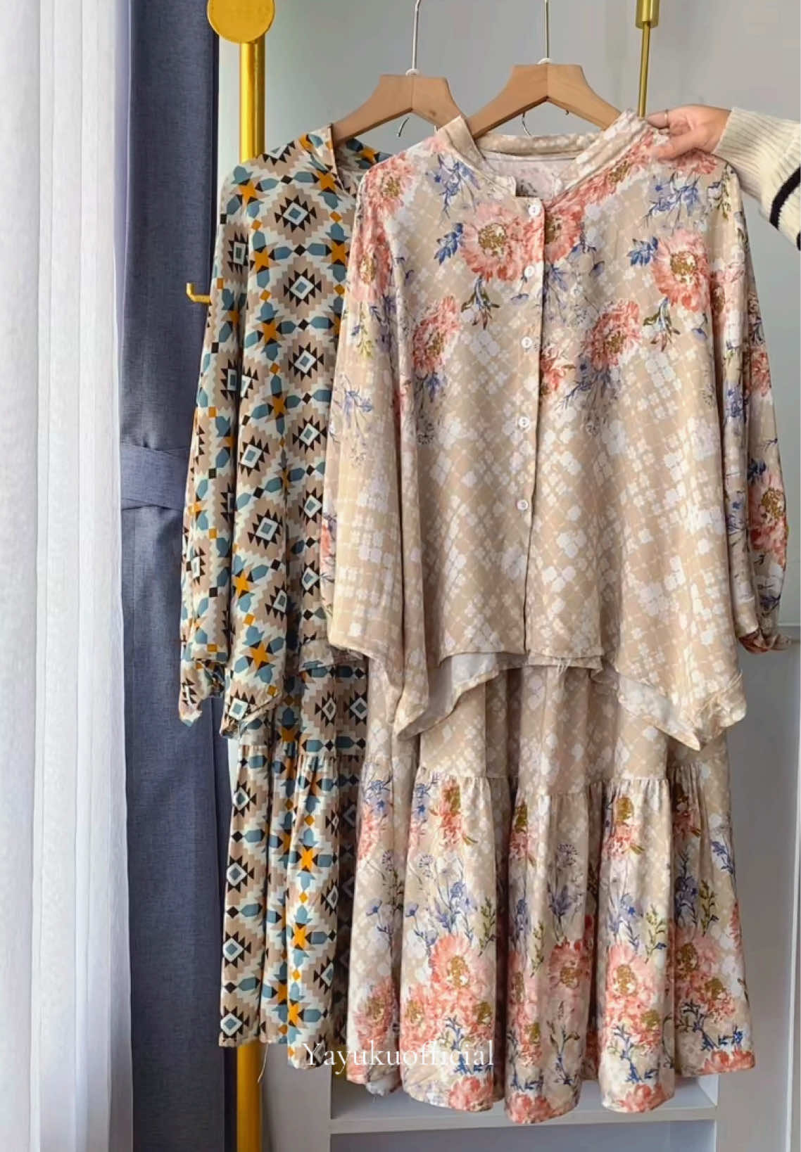 Rekomendasii set rok cantikk buatt kaliann yang lagii carii outfitt buat lebaran eid adhaa buruan co sekarang 🥰😍 #hijabstyle #bahanrayon #setelan #setrok #setrokviral #oneset 