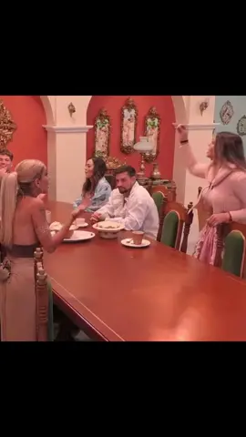JAJAJA Ame 🤣🤣 #palabradehonor #ganaroservir #ganaroservir13 #gala #galacaldirola #viral #parati #fyp #chile #realityshow #ganaroservirchile #realitytv #galaedit #palabradehonor13 #palabradehonorchile #palabradehonorreality 