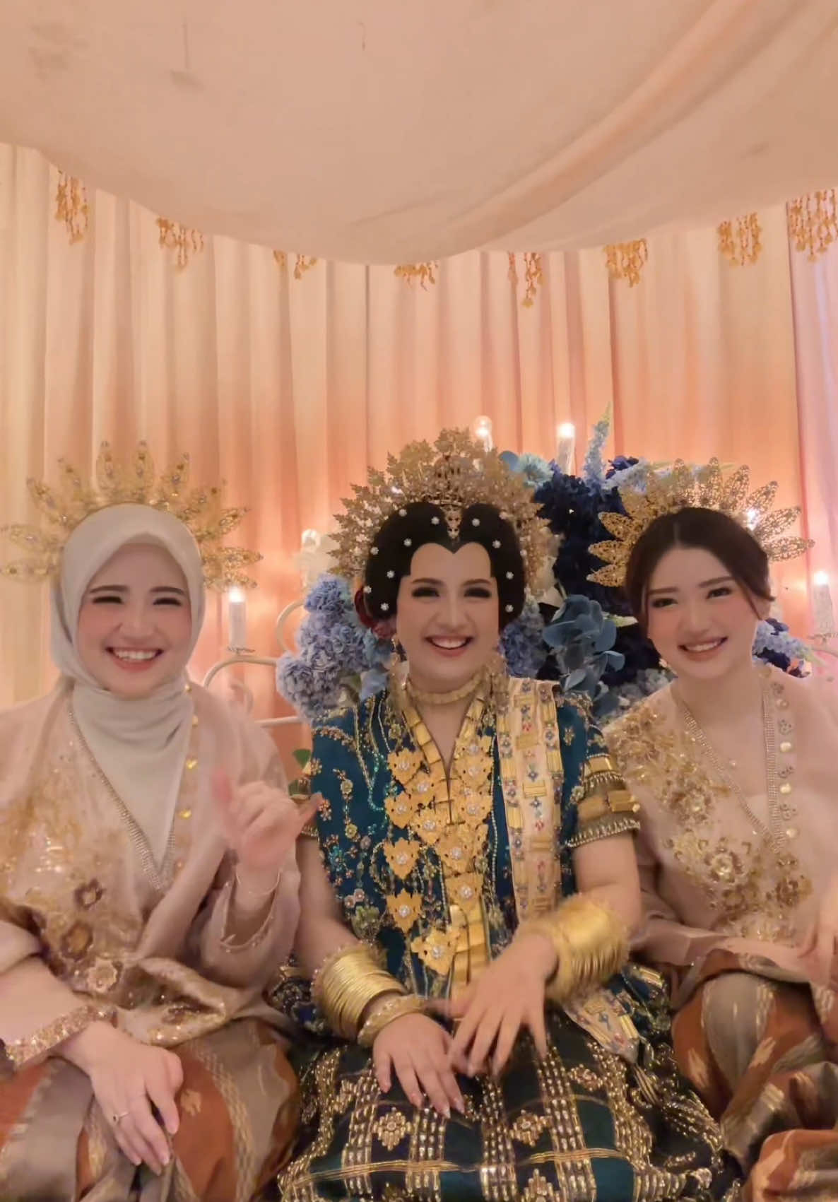 mappasikarawa akooo ditemenin bridesmaid duo cina cantik ini😭🤍 masyaaAllah😙😙